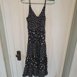 Chic Black Floral Midi Dress